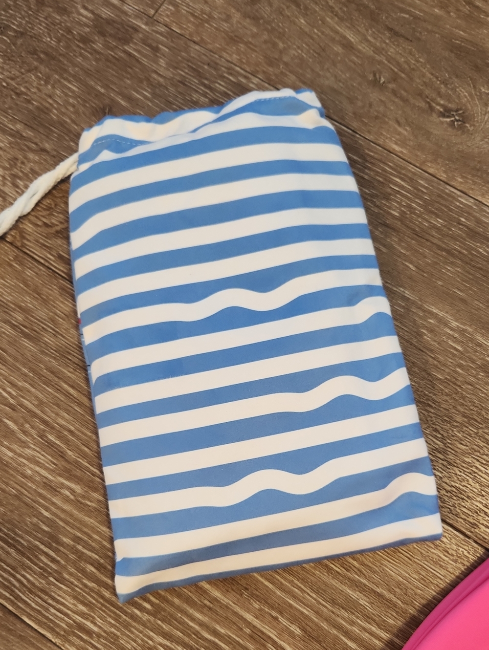 NWT BEACH BUNDLE SELLING TOGETHER - Picture 8 of 9
